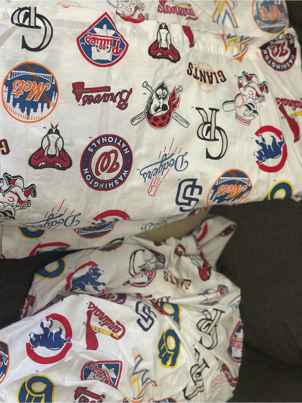 Pottery Barn MLB baseball logo full 1 flat sheet and 1 fitted sheet